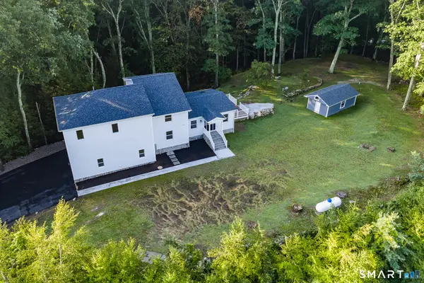 3 Boulder Creek Road, Newtown, CT 06470