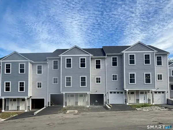 16 Windward Way #16, Shelton, CT 06484