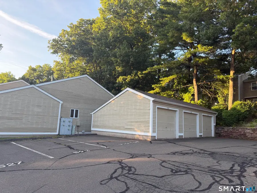 504 Carriage Drive #504, Southington, CT 06489 - #2