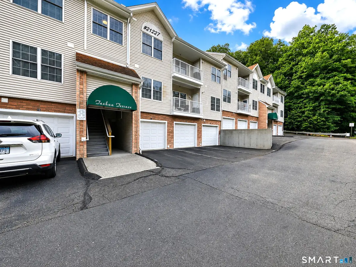 21227 Arganese Place #211, Trumbull, CT 06611 - #1