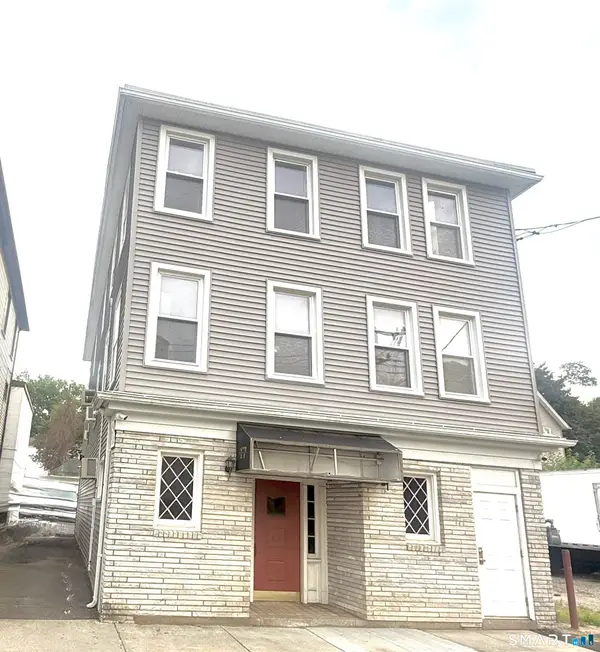 17 Congress Avenue, Waterbury, CT 06708