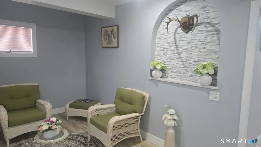 17 Congress Avenue, Waterbury, CT 06708 - #2