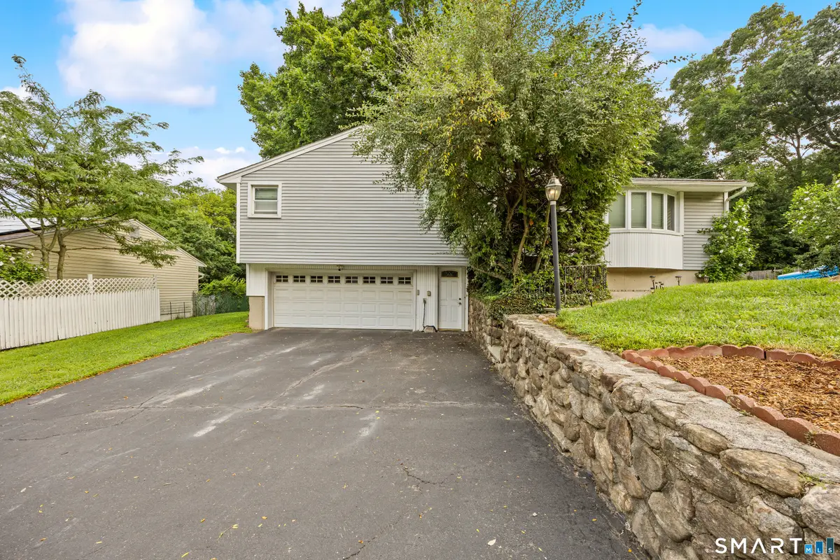 123 Windy Drive, Waterbury, CT 06705 - #1