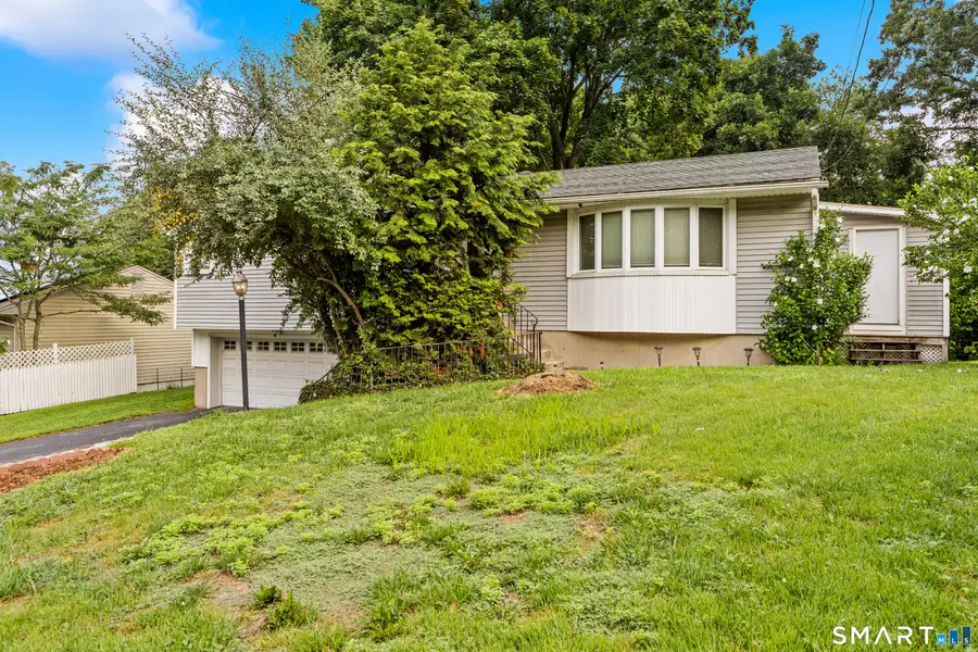 123 Windy Drive, Waterbury, CT 06705 - #2