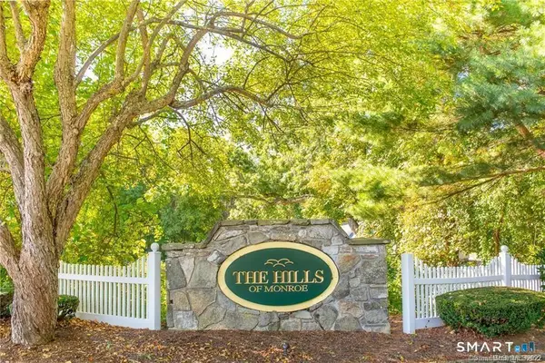 302 Fairmount Drive #A, Monroe, CT 06468