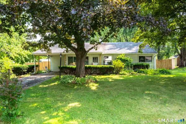 7 Weymouth Drive, Enfield, CT 06082