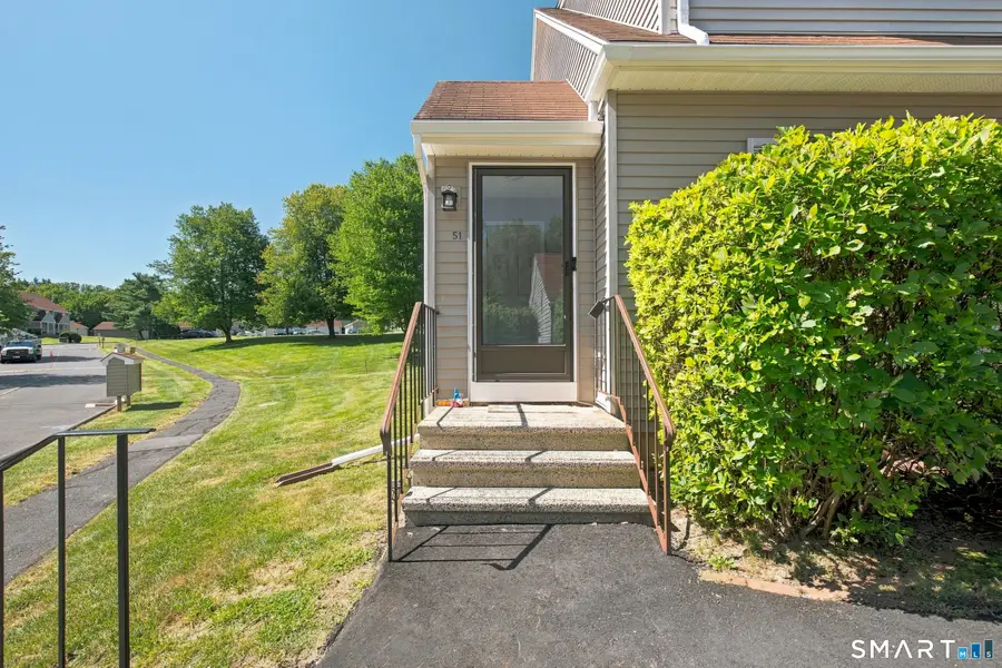 51 Dove Court, Windsor Locks, CT 06096 - #3