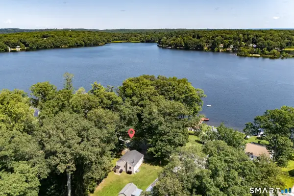 218 Deepwood Drive, Hebron, CT 06231
