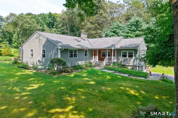 570 Burr Street, Fairfield, CT 06824