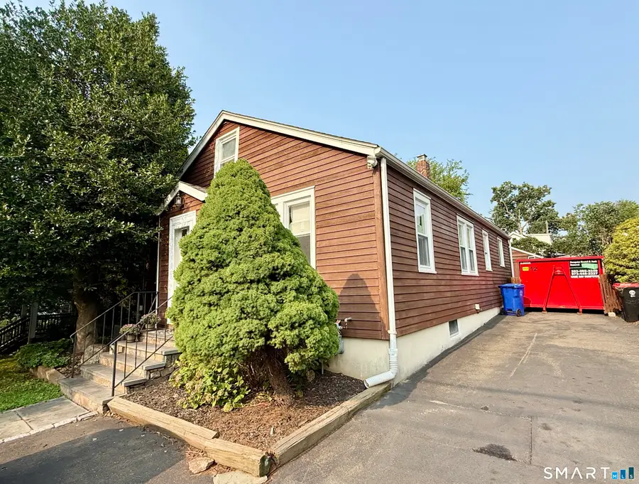 21 Parallel Street, Norwalk, CT 06850 - #2