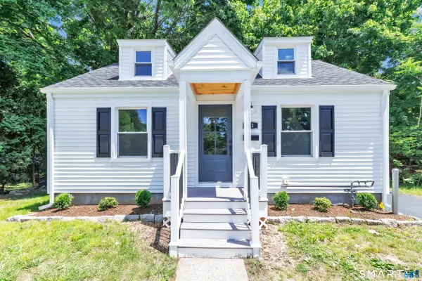 21 Meadow Street, Milford, CT 06460