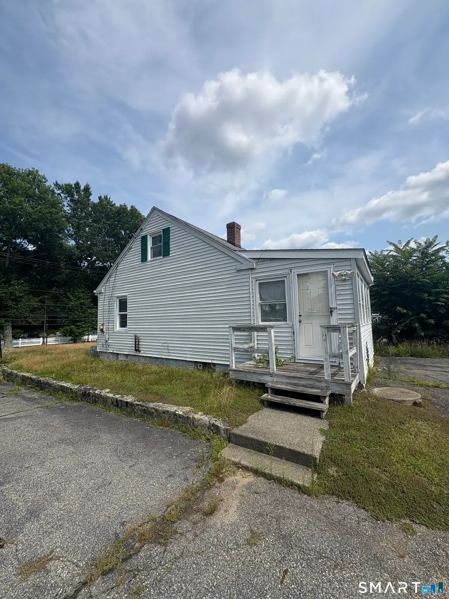 386 Bayonet Street, New London, CT 06320 - #2