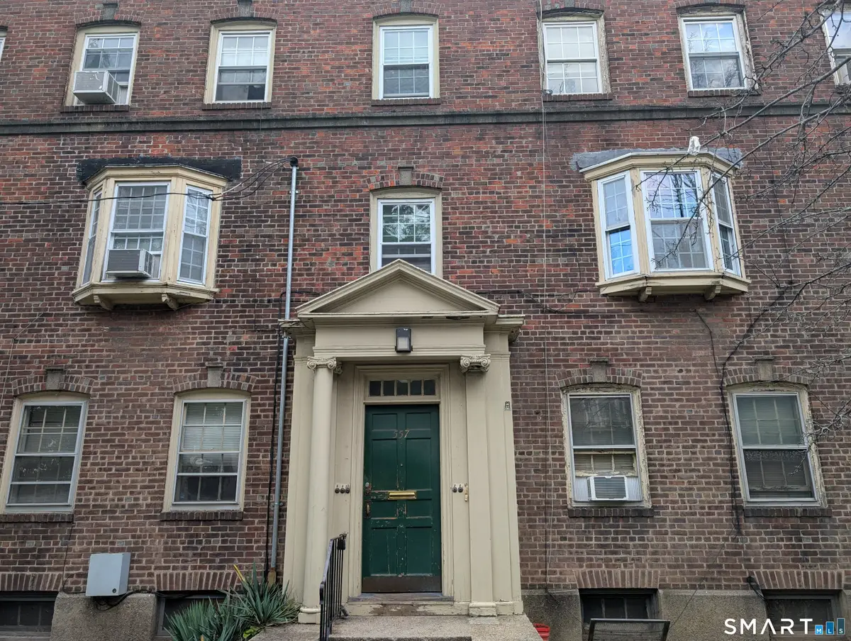 557 Wilmot Avenue #6, Bridgeport, CT 06607 - #1