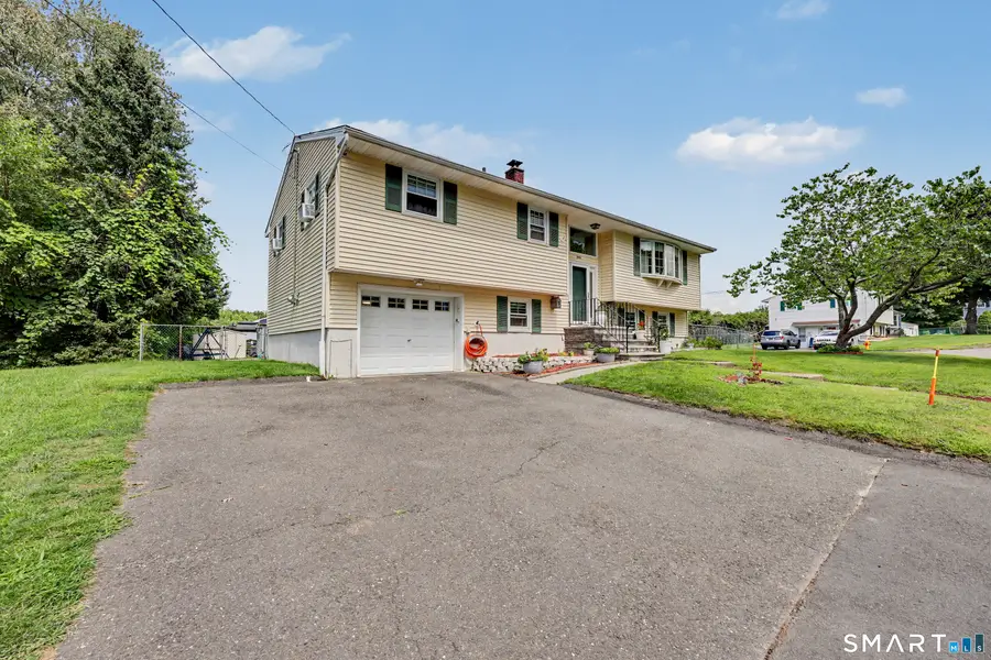 146 Manchester Avenue, Waterbury, CT 06705 - #2
