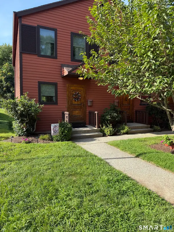 32 Courtland Drive #32, Groton, CT 06340