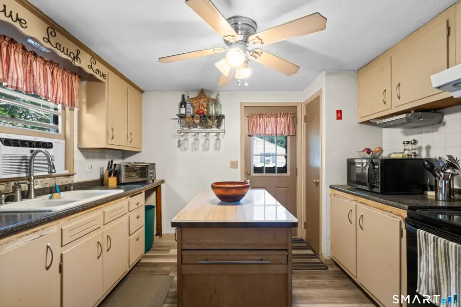 17 Lancer Drive, Enfield, CT 06082 - #3