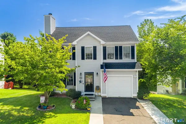 12 Brook Circle #12, Wallingford, CT 06492