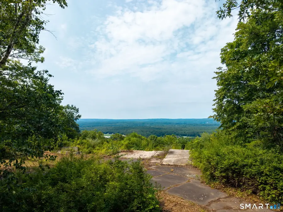 529 Deercliff Road, Avon, CT 06001 - #3