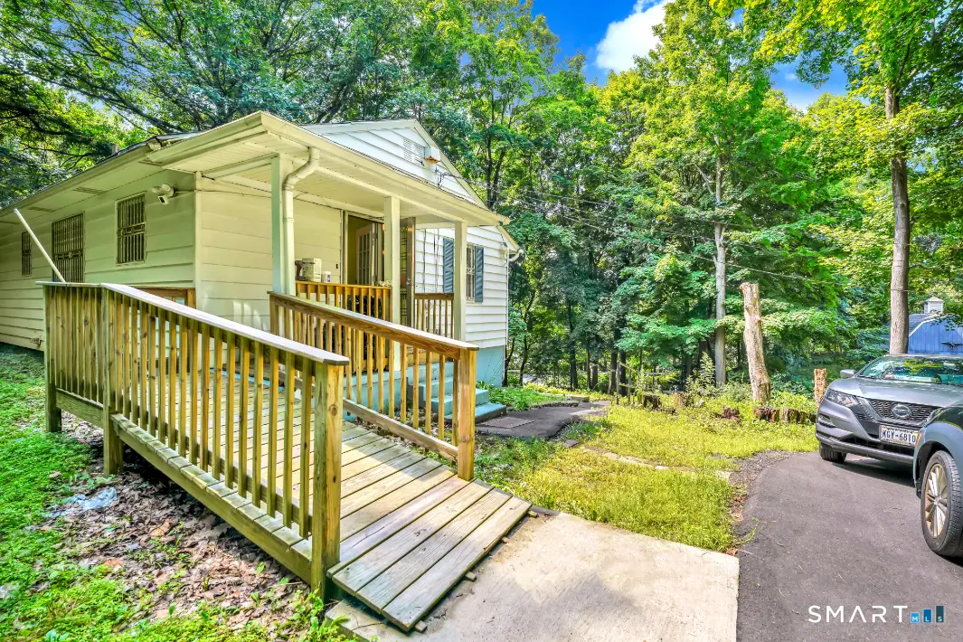 28 Faber Avenue, Waterbury, CT 06704 - #1