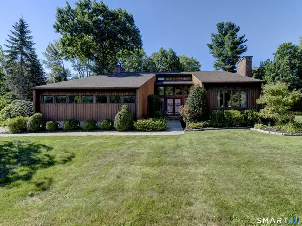 142 Red Oak Hill, Torrington, CT 06790