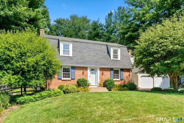 14 Richard Road, Simsbury, CT 06070