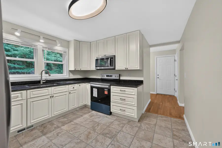 11 Glover Avenue, Old Lyme, CT 06371 - #2