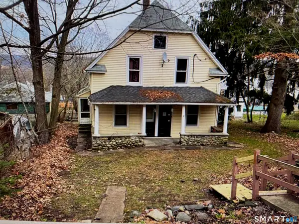 17 Hawthorne Terrace, Torrington, CT 06790