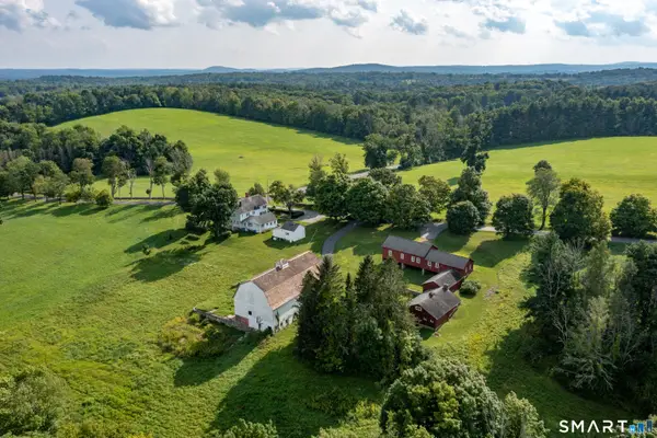 162 Hutchinson Parkway, Litchfield, CT 06759