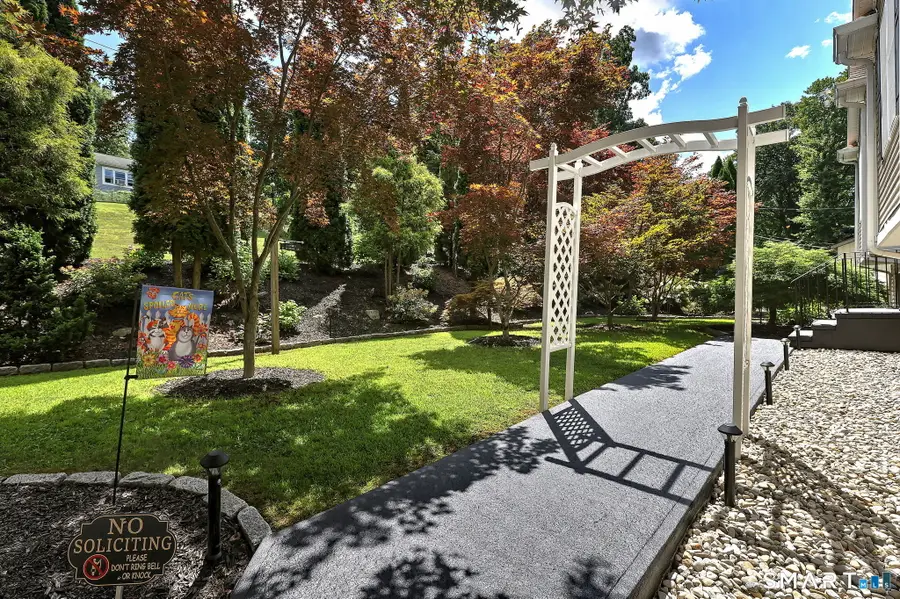 26 Bellevue Terrace, Seymour, CT 06483 - #3