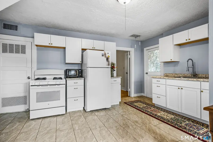 395 Stanley Street, New Britain, CT 06051 - #2