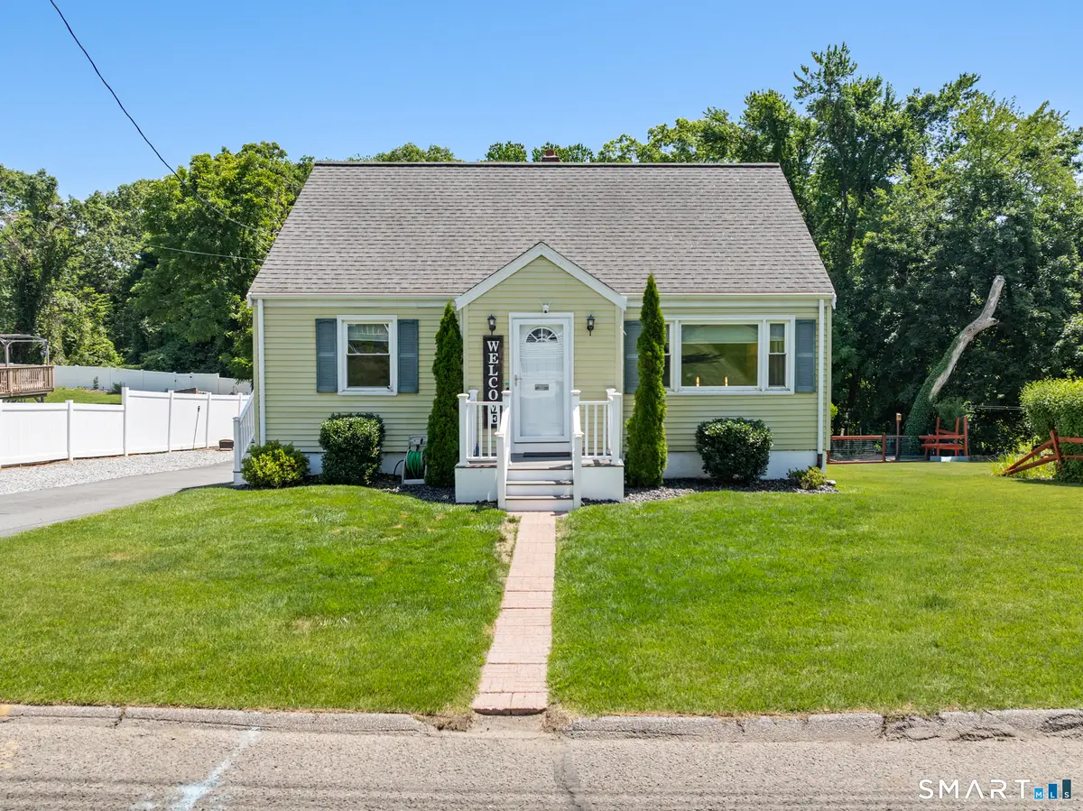 30 Lansing Avenue, Trumbull, CT 06611 - #1