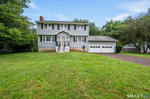 19 Sheffield Road, North Haven, CT 06473