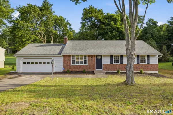 1124 Pamela Lane, Cheshire, CT 06410