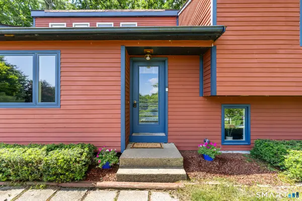 69 Fox Ridge Lane, Tolland, CT 06084