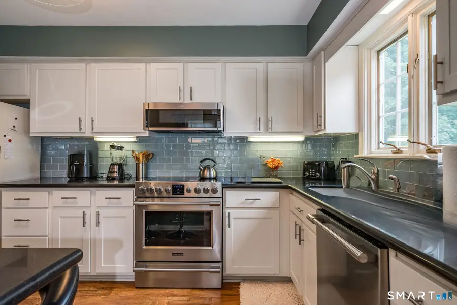 22 Thelbridge Street #22, Madison, CT 06443 - #3