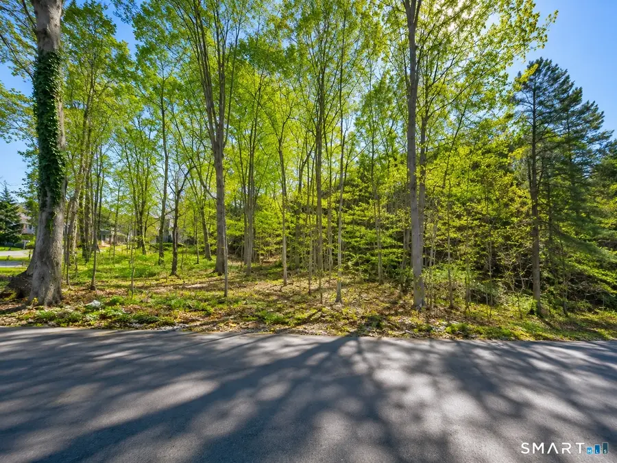 1 Edge Hill Lane, Westport, CT 06880 - #3