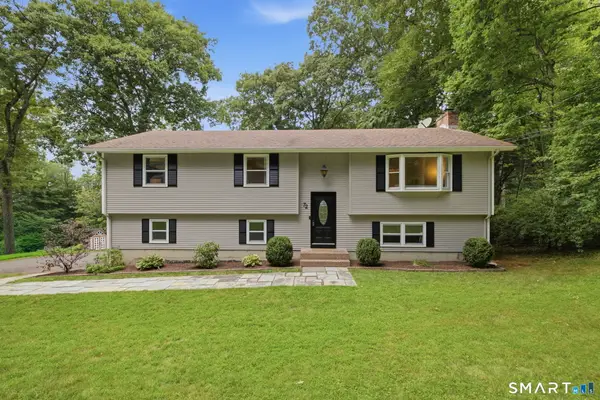 72 Lakeview Heights, Tolland, CT 06084