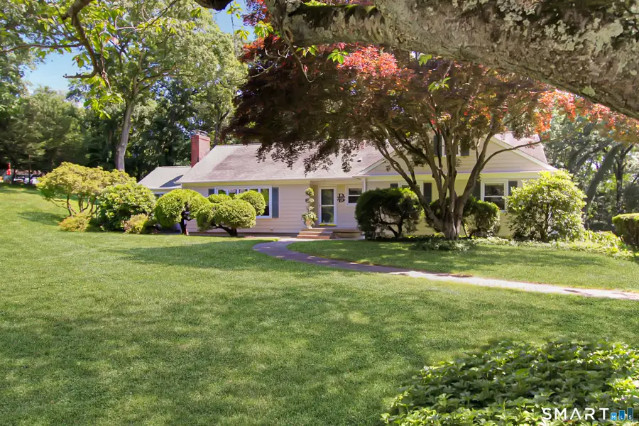21 Twin Circle Drive, Trumbull, CT 06611 - #2