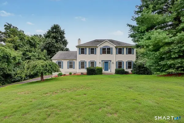52 Tram Drive, Oxford, CT 06478