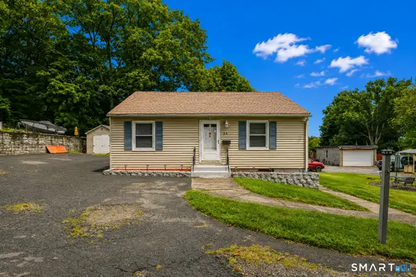 34 Brighton Street, Waterbury, CT 06704