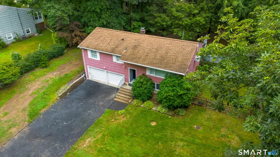 50 Creeping Hemlock Drive, Norwalk, CT 06851 - #2