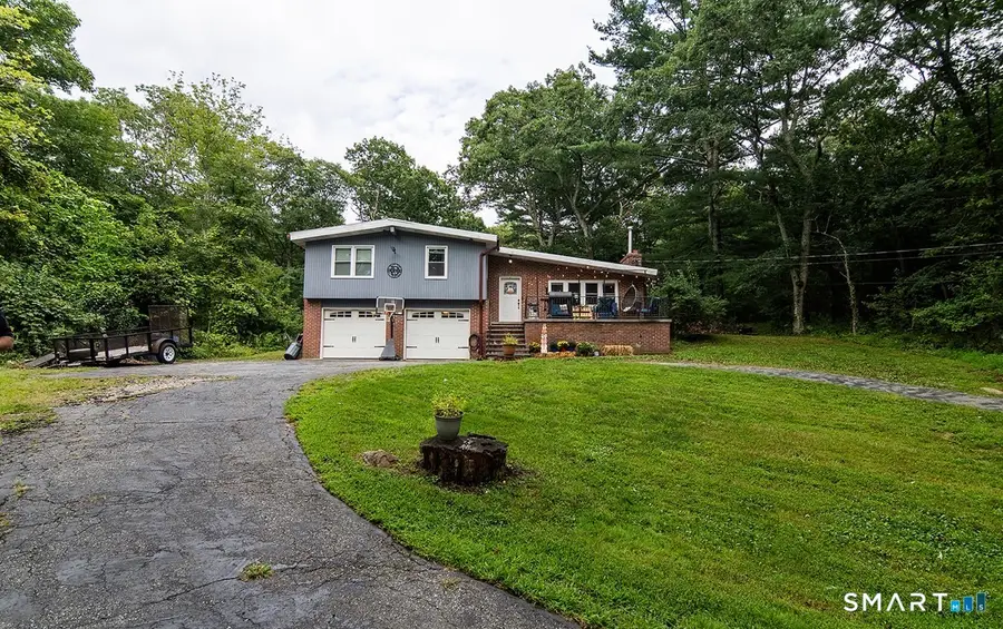 686 Squaw Rock Road, Moosup, CT 06354 - #2