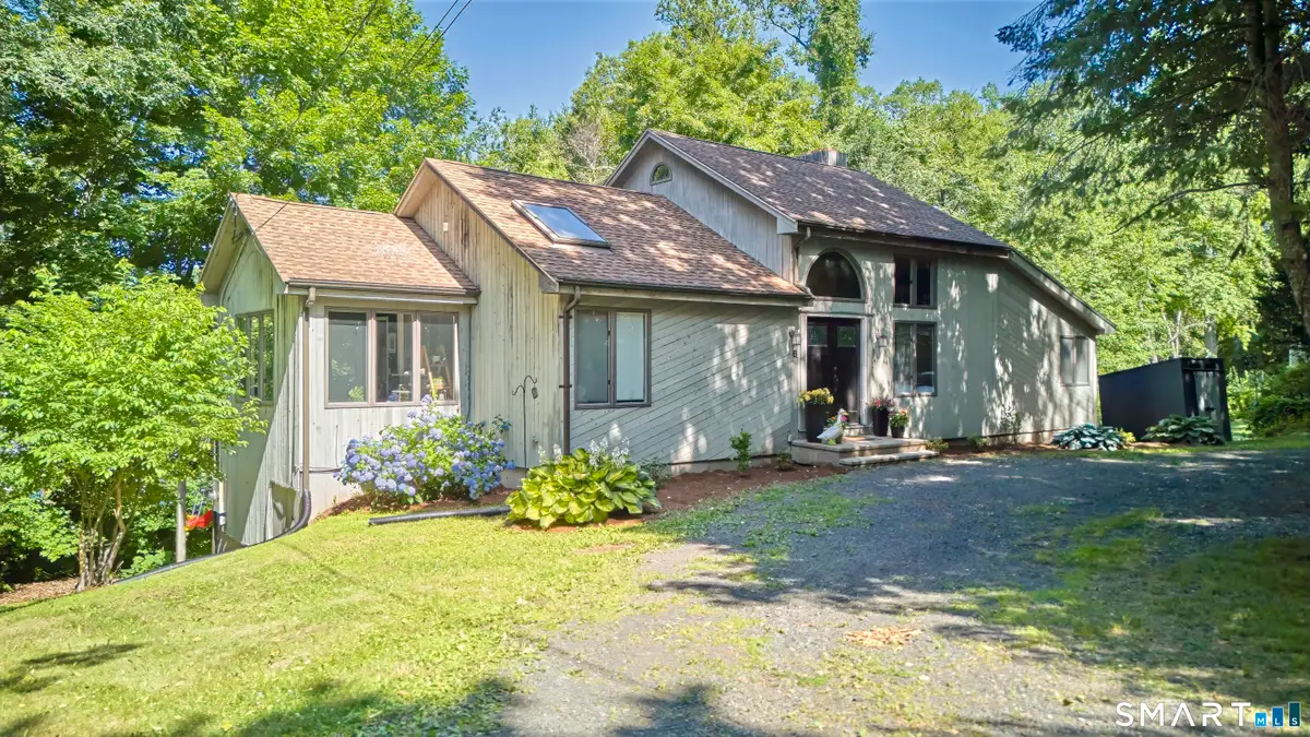 8 Mountain Trail, East Hampton, CT 06424 - #1
