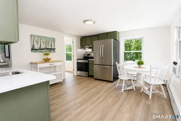 89 Brook Street, Glastonbury, CT 06033