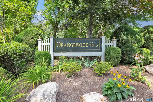 138 Shagbark Drive #138, Derby, CT 06418