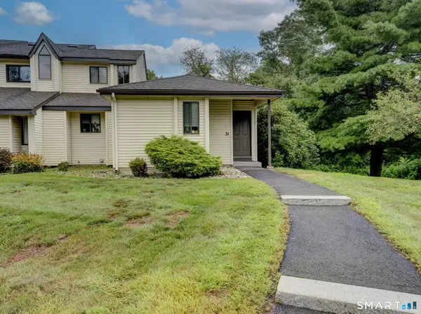31 Simsbury Landing #31, Simsbury, CT 06070