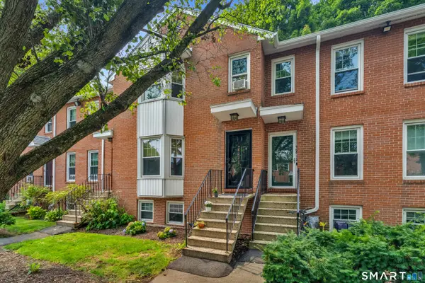 904 1/2 State Street #9, New Haven, CT 06511