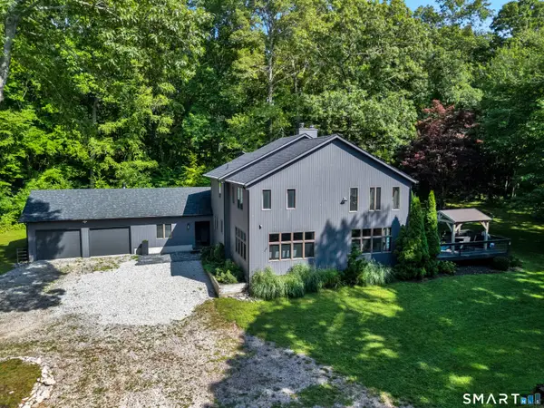 23 Carriage Drive, Stonington, CT 06378