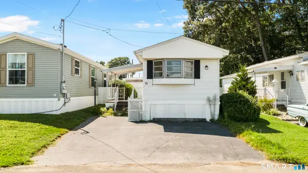 15 Broadway North, Westbrook, CT 06498