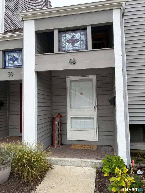 48 Crossroads Lane #48, Glastonbury, CT 06033